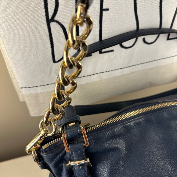 Michael Kors Navy Leather Bag - Picture 4 of 14